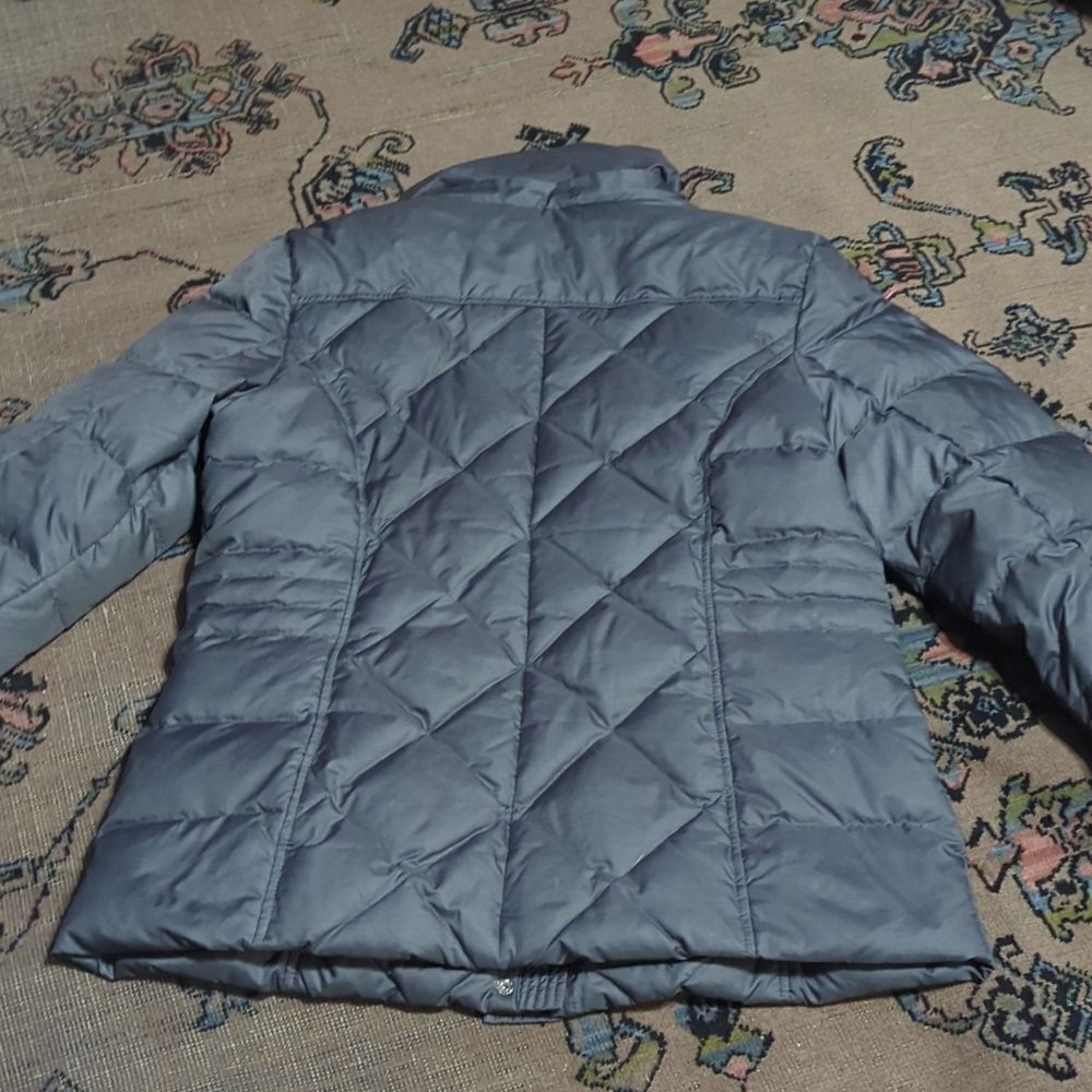 GRAY Covington Puffer Jacket‎ - Picture 8 of 13